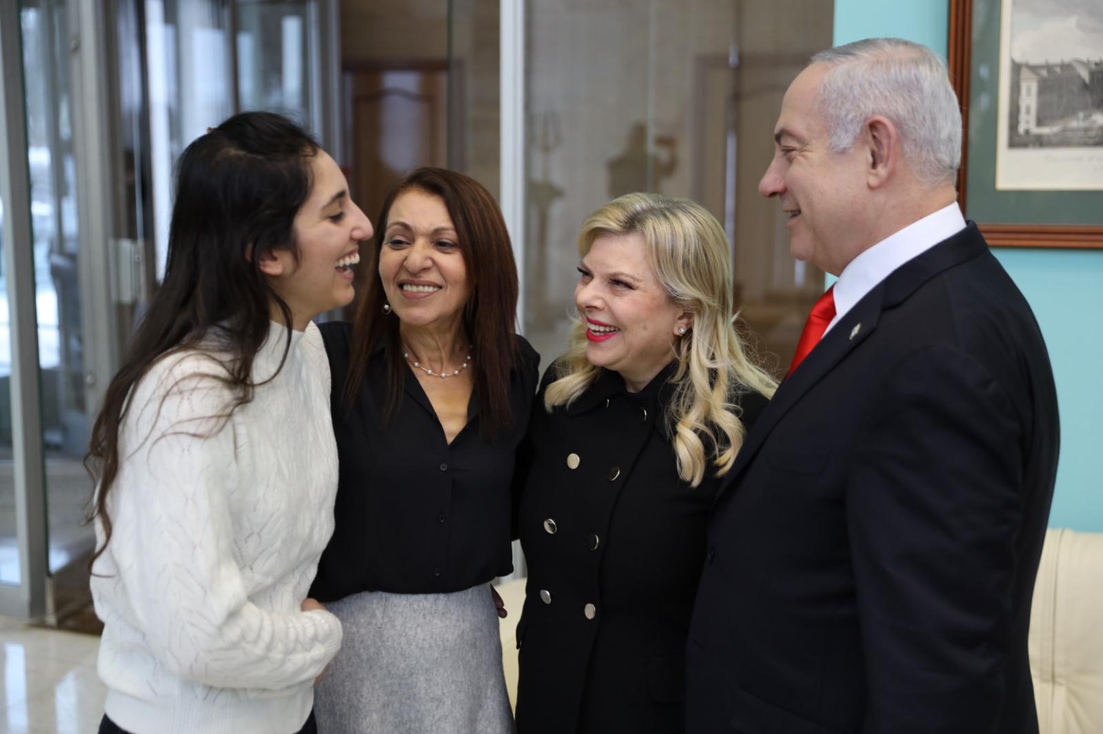 בדרך לישראל: נעמה יששכר על מטוס ראש הממשלה