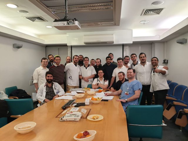 הסטודנטים לסיעוד בבית החולים שערי צדק.