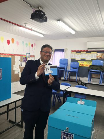 הח"כים יוצאים להצביע: כל העדכונים מכל הקלפיות
