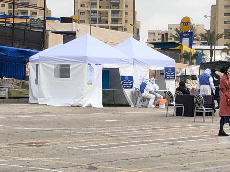 צפו: כך נראית ההצבעה בקלפיות הקורונה