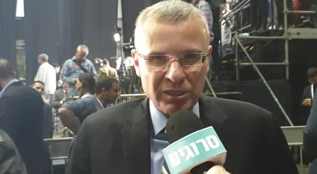 WhatsApp Video 2020-03-03 at 00.52.25