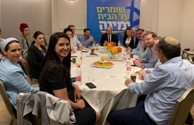 בנט בישיבת ימינה: "יש כאן הזדמנות לממשלת ריבונות"