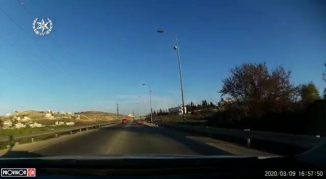 המשטרה עצרה נהג פלסטיני שלא הוציא רשיון