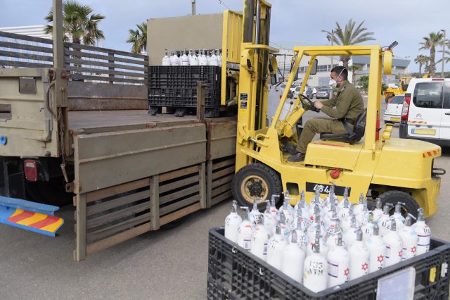 שייטת 13 פיתחו חמצן רפואי בבלון צלילה