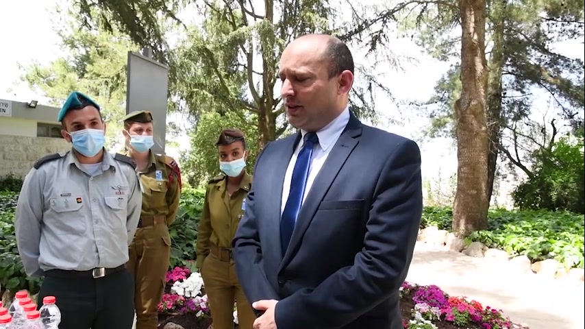 WhatsApp Video 2020-04-27 at 17.09.22 (1)