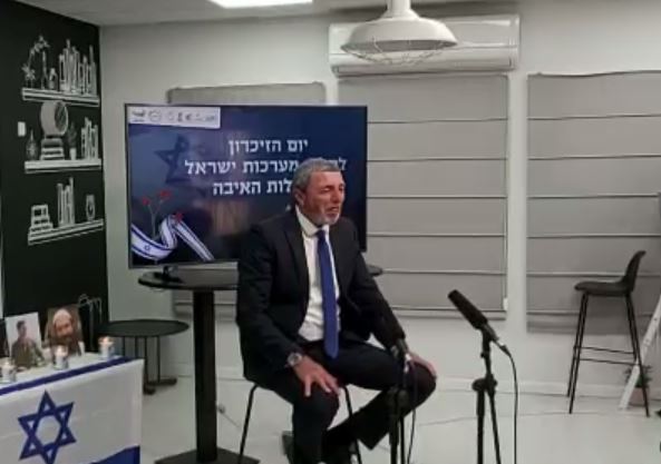הרב רפי פרץ בגילוי מרגש: 'לא ראיתי אנשים כמו אלירז'