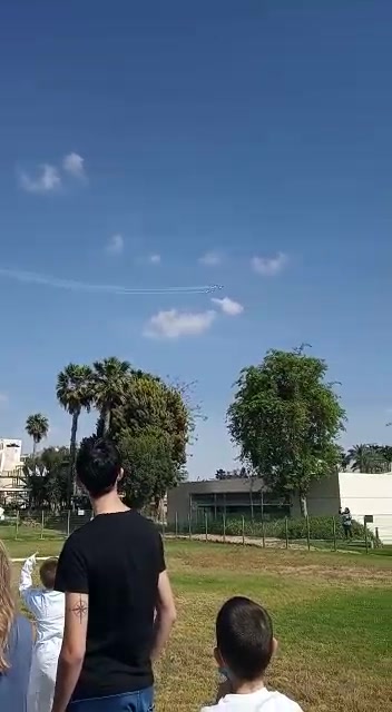 WhatsApp Video 2020-04-29 at 16.07.47