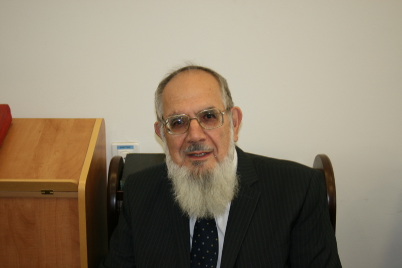 ראש ישיבת מעלה אדומים הרב נחום רבינוביץ' נפטר