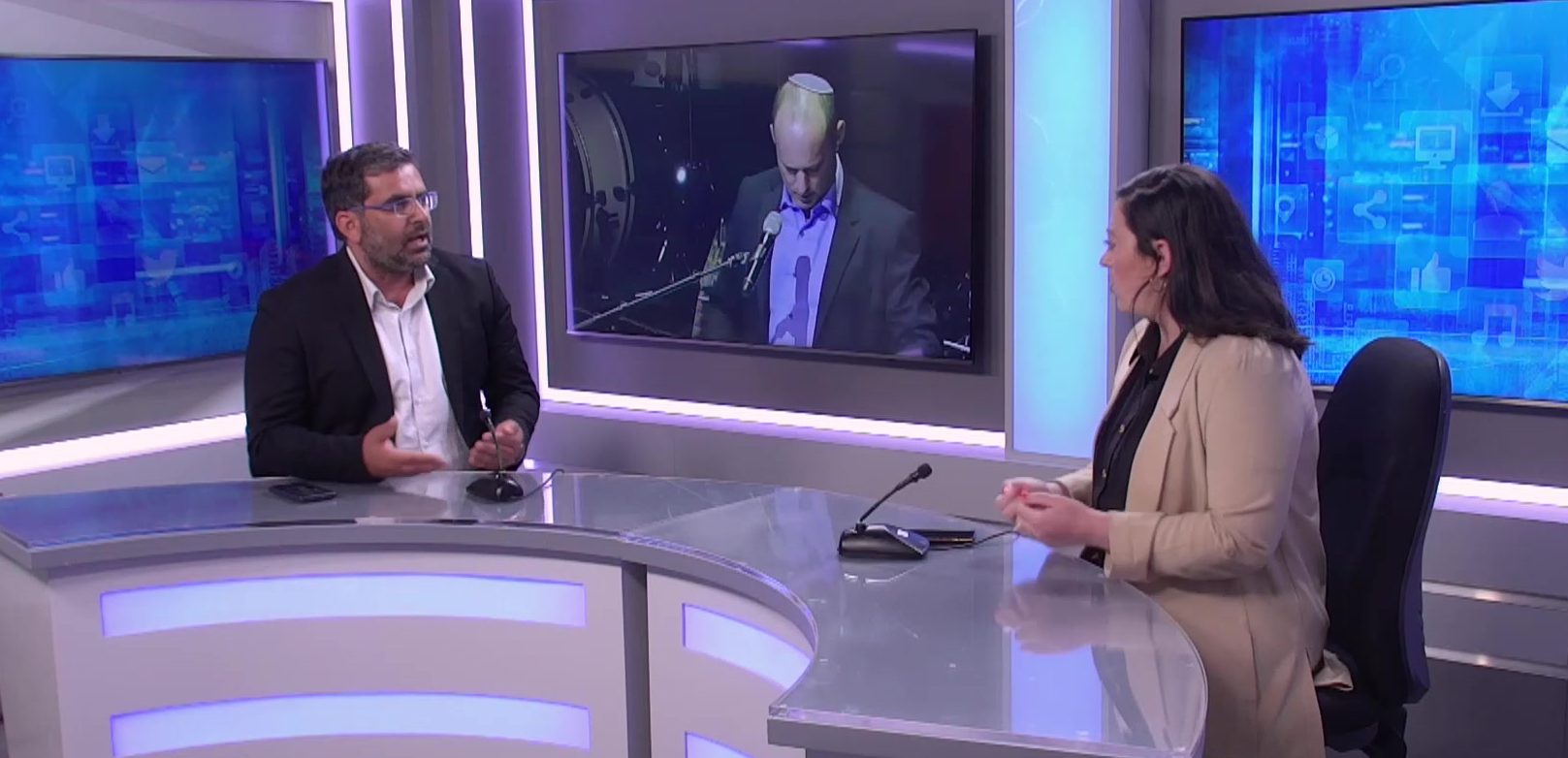 אופיר סופר באולפן: "נתניהו רוצה שימינה תבוא בזחילה"