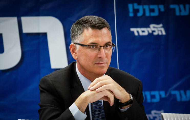 סער על דחיית ההשבעה: 'לחדש את המו"מ עם ימינה'