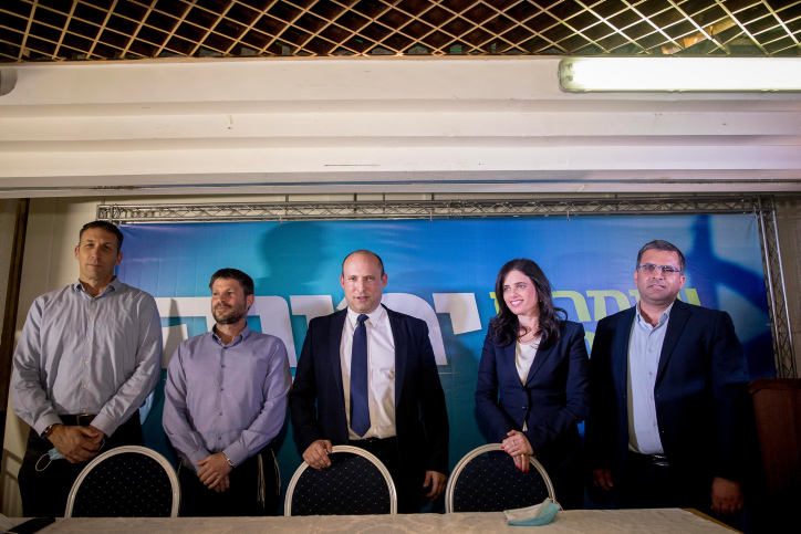 רצינו יד על ההגה, קיבלנו 5 כסאות באופוזיציה
