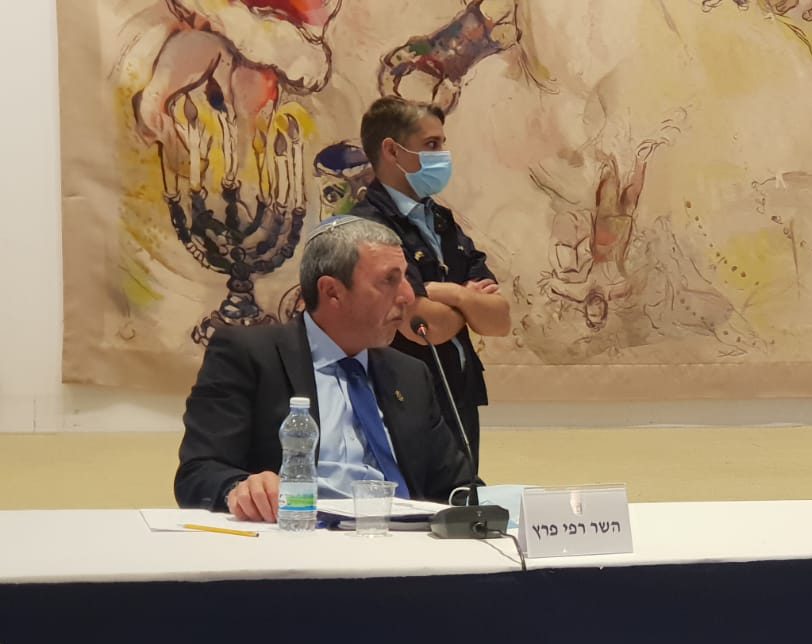 הרב פרץ בישיבת הממשלה: זה האתגר של חבריי לשולחן