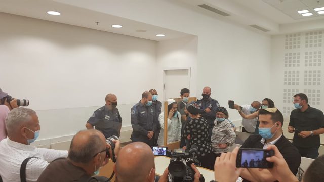 אוריין ועמירם בן אוליאל, הבוקר בבית המשפט (ארגון חוננו)