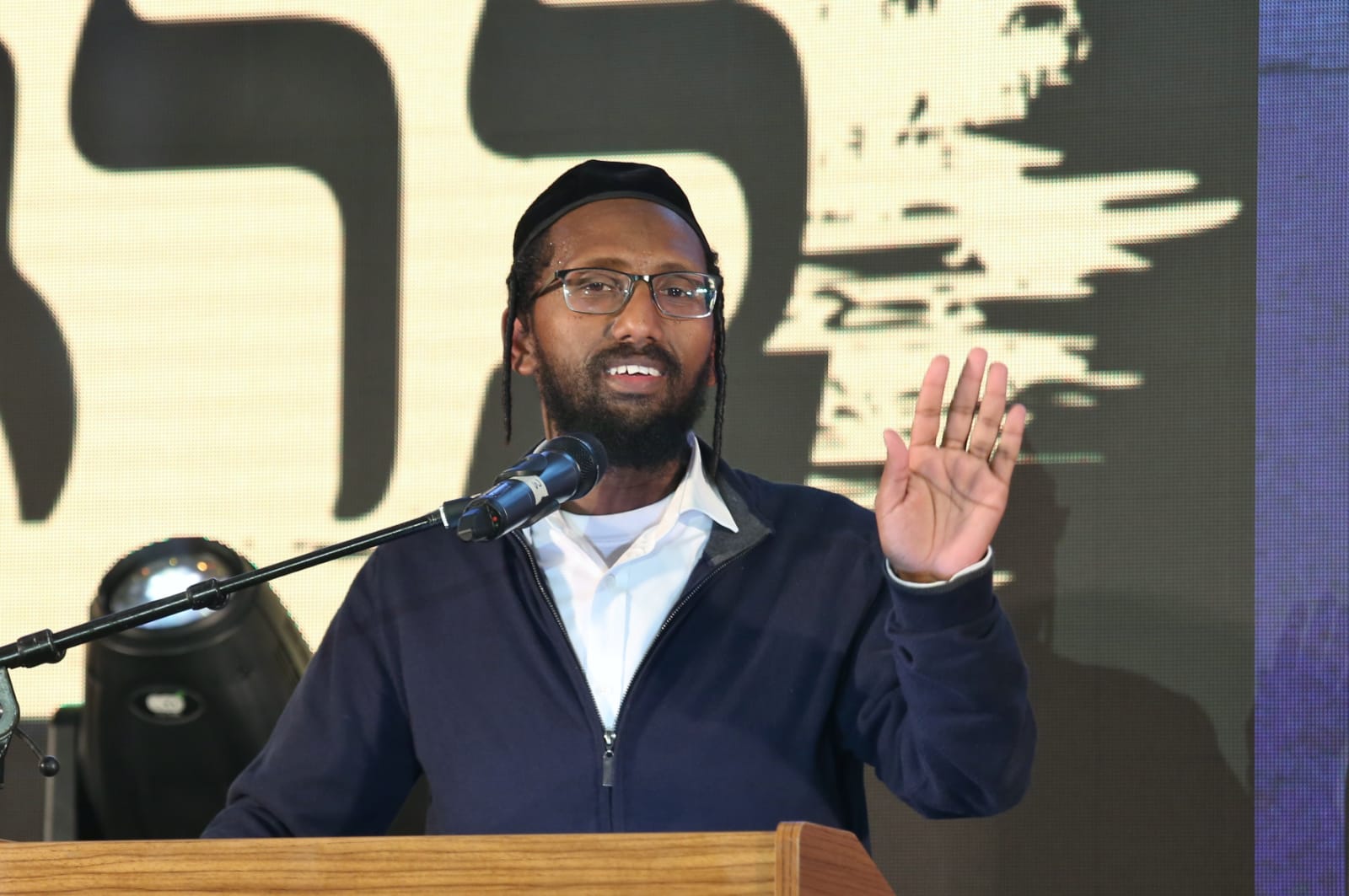 הפעיל הסרוג: אני הפצתי את הסרטונים של ברוך גזהיי