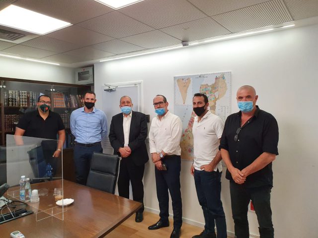 "יש רצון אמיתי מצד המשרדים הרלוונטיים לסייע לענף הנפגע ביותר בישראל"-השר דרעי ונציגי מחאת התרבות (באדיבות המצולם)