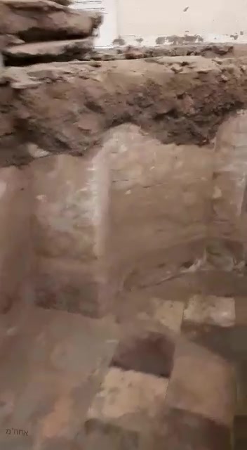 ציון רבי לוי יצחק מברדיצב (1)