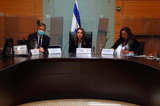 50 איש באולמות: הצו ייכנס לתוקף מחר ב-8 בבוקר