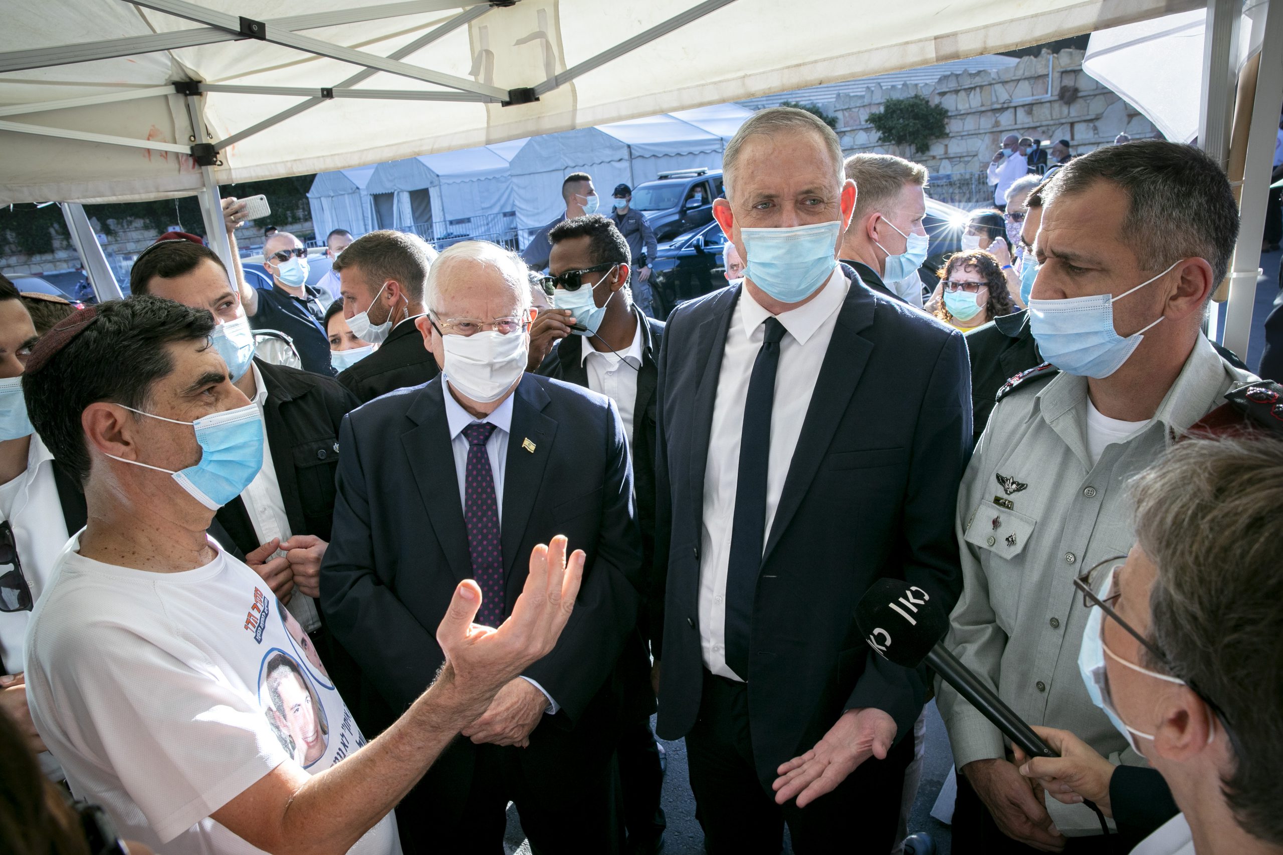 משפחת גולדין: לא להחזיר את גופת אסיר חמאס שמת