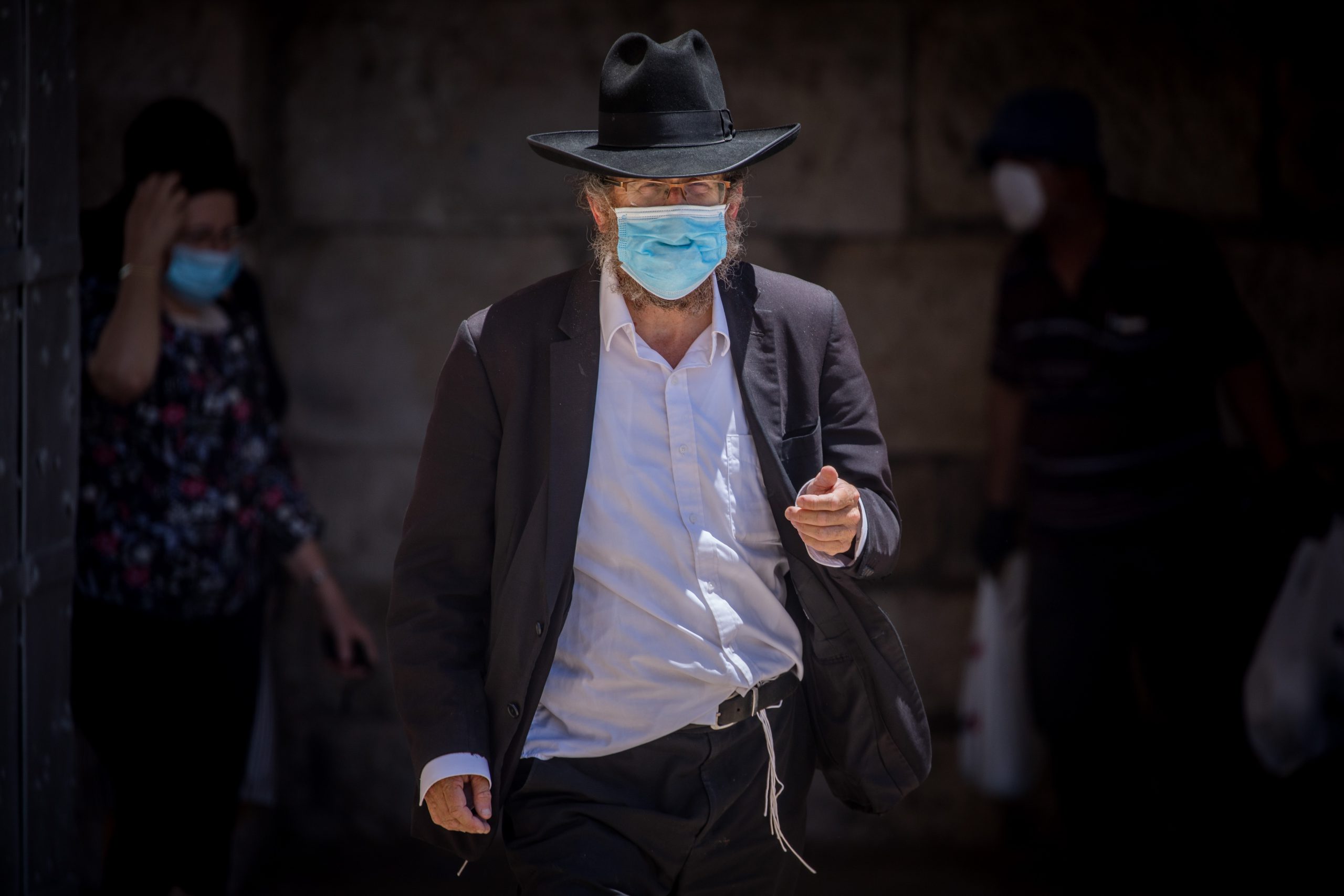 סקר: סיקור החברה החרדית בקורונה היה לא הוגן