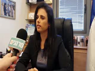 מפעל-הפורמטיםראיון-איילת-שקד-2-חתוך~1