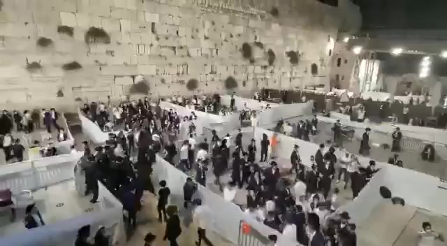 פריצה לכותל צילום דיווחים בזמן אמת