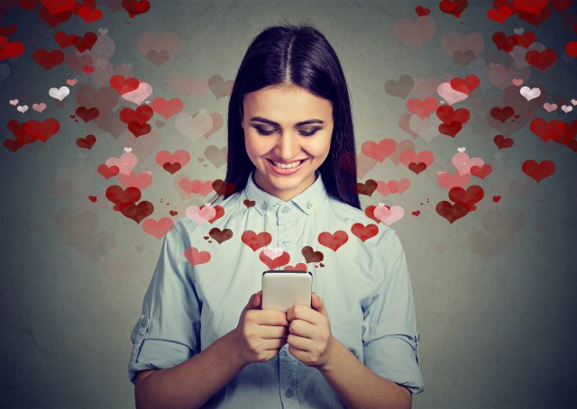 89% מהרבנים מאמינים שהאינטרנט עוזר לשידוכים