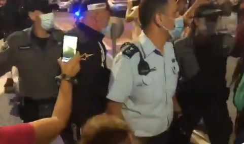 מח"ש: כתב אישום נגד הקצין שתקף מפגין בבלפור