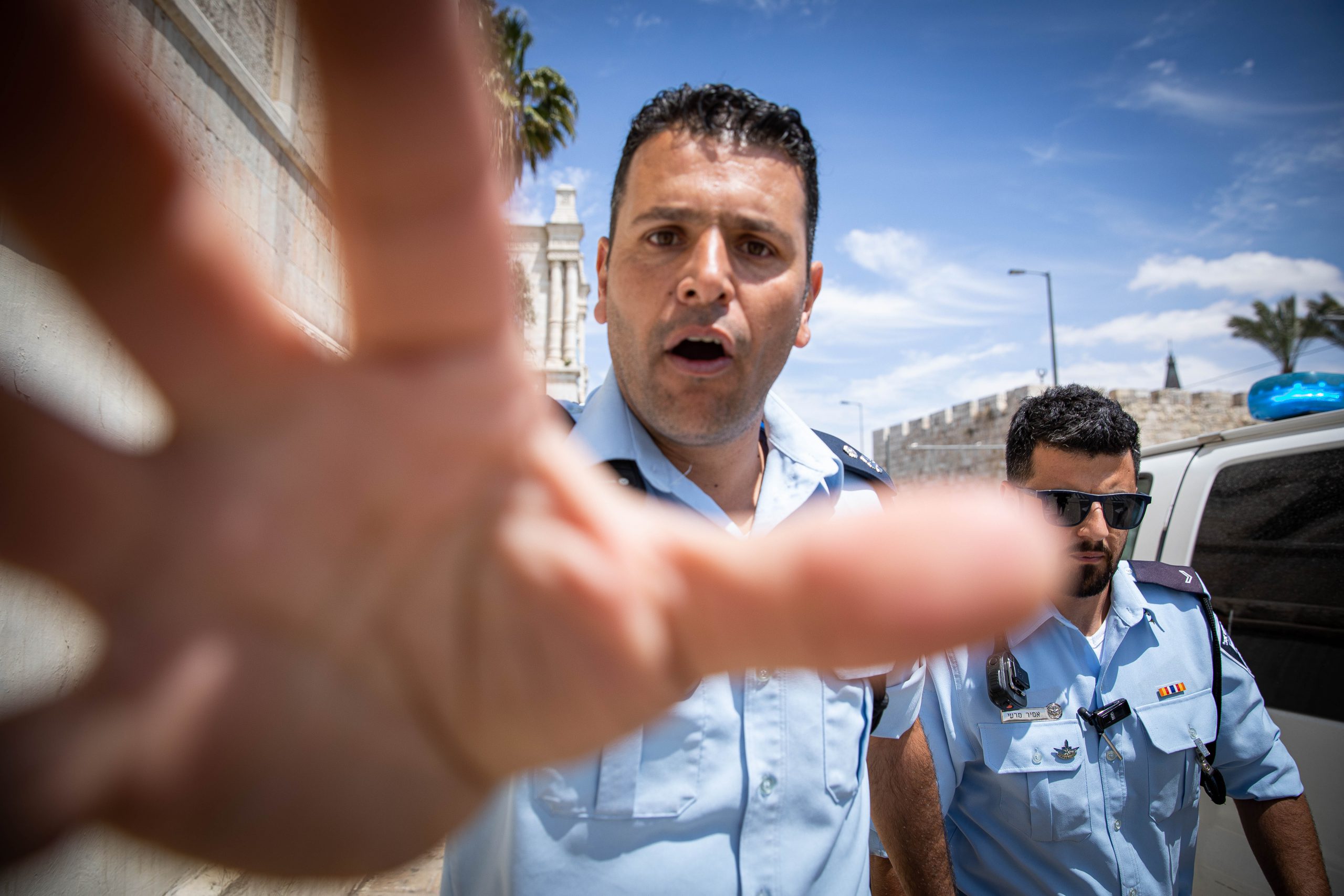אחרי 10 ימים: הדקירה בראש העין – פיגוע טרור