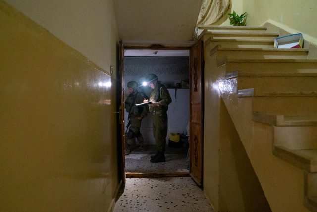 מיפוי בית המחבל שרצח את הרב שי אוחיון הי"ד (דובר צה"ל)
