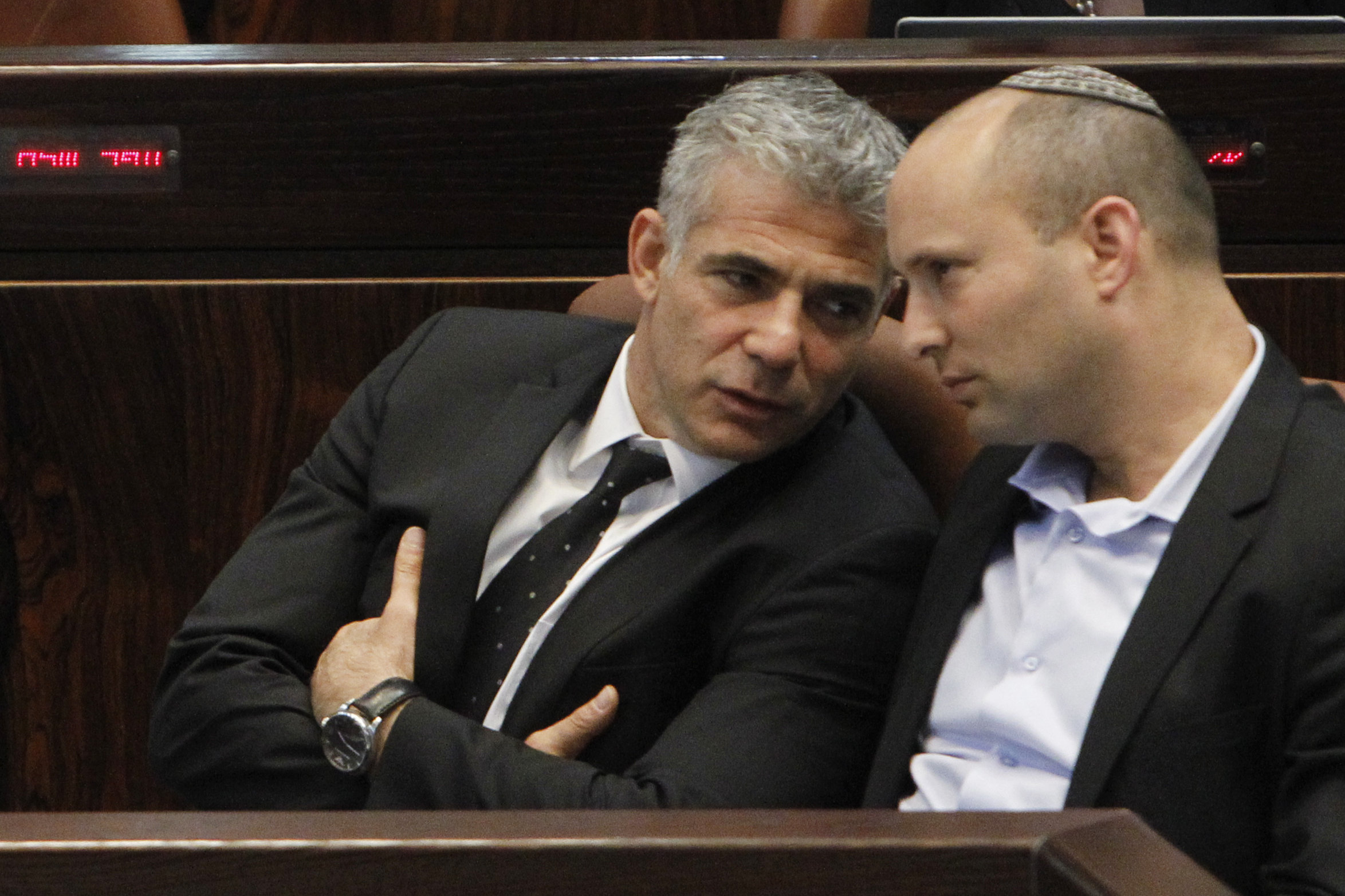 נפתלי בנט שולל שותפות עם יאיר לפיד