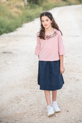 חולצת 3/4 בעיטור פרחים