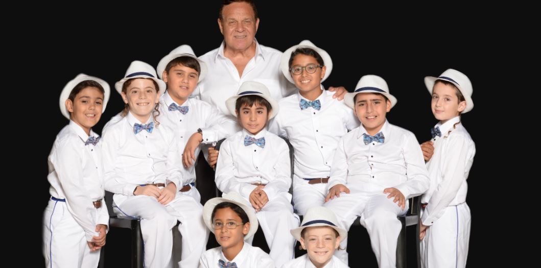 פרחי ירושלים במחווה מרגשת לרב קרליבך זצ"ל