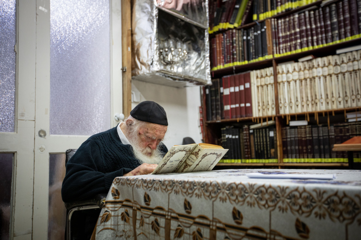 בעקבות השמועות: בית הרב קנייבסקי בעדכון על מצבו