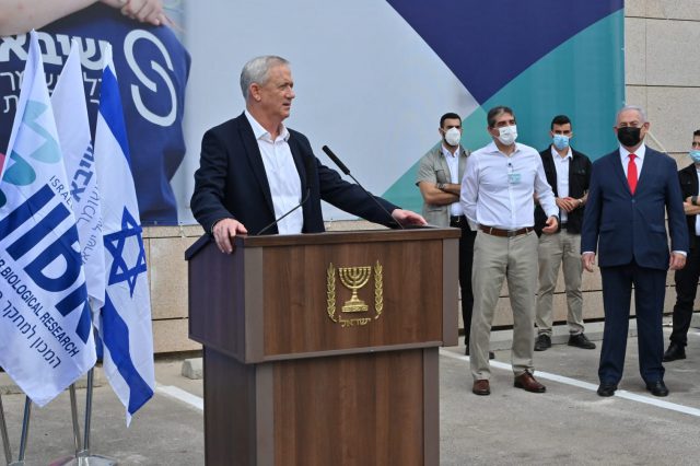 נתניהו: "נביא מספיק חיסונים לכל אזרחי ישראל"