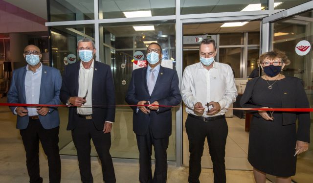 מכללת עזריאלי קבעה מזוזות בבניין המעונות החדש