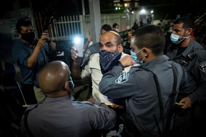 נגיף שנאת הזר: הוא לא פחות מסוכן מקורונה