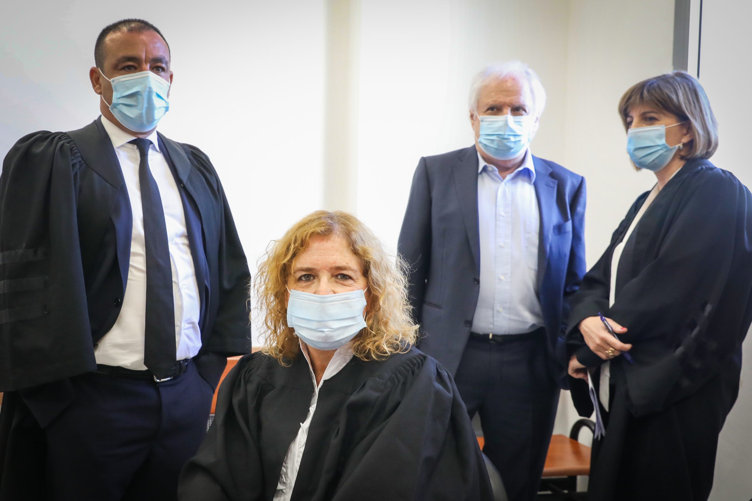 משפט נתניהו: הפרקליטות מסרה רק חלק מהחומרים