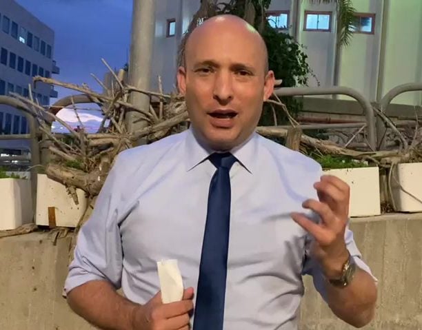 בנט נגד סגר שלישי