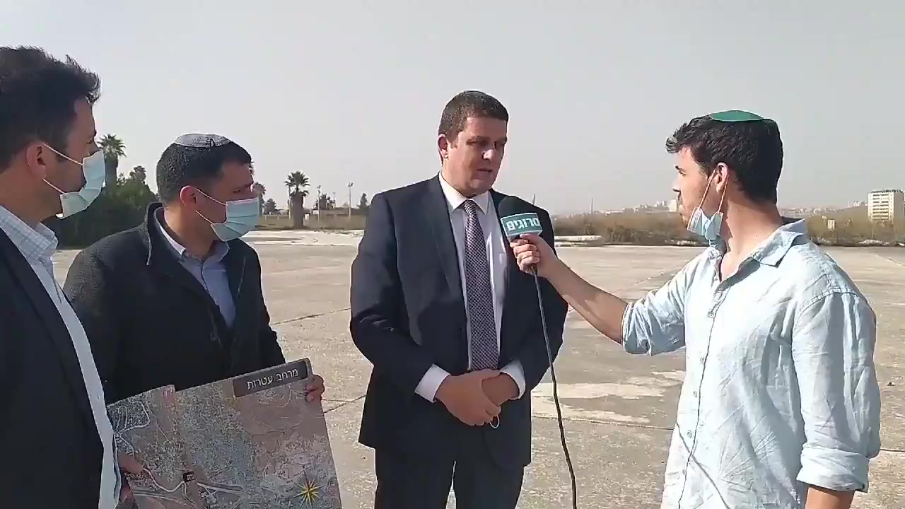 עמית הלוי עטרות