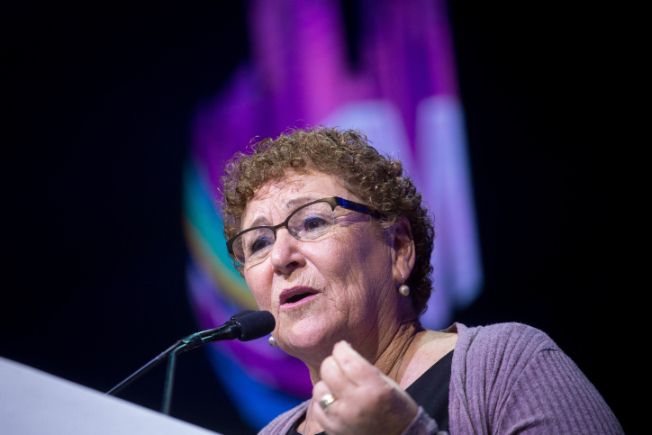 מרים פרץ: "אל תמהרו להכתיר אותי"