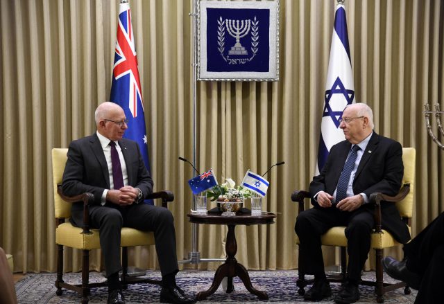 רובי ריבלין המושל הכללי של אוסטרליה דיויד הרלי.