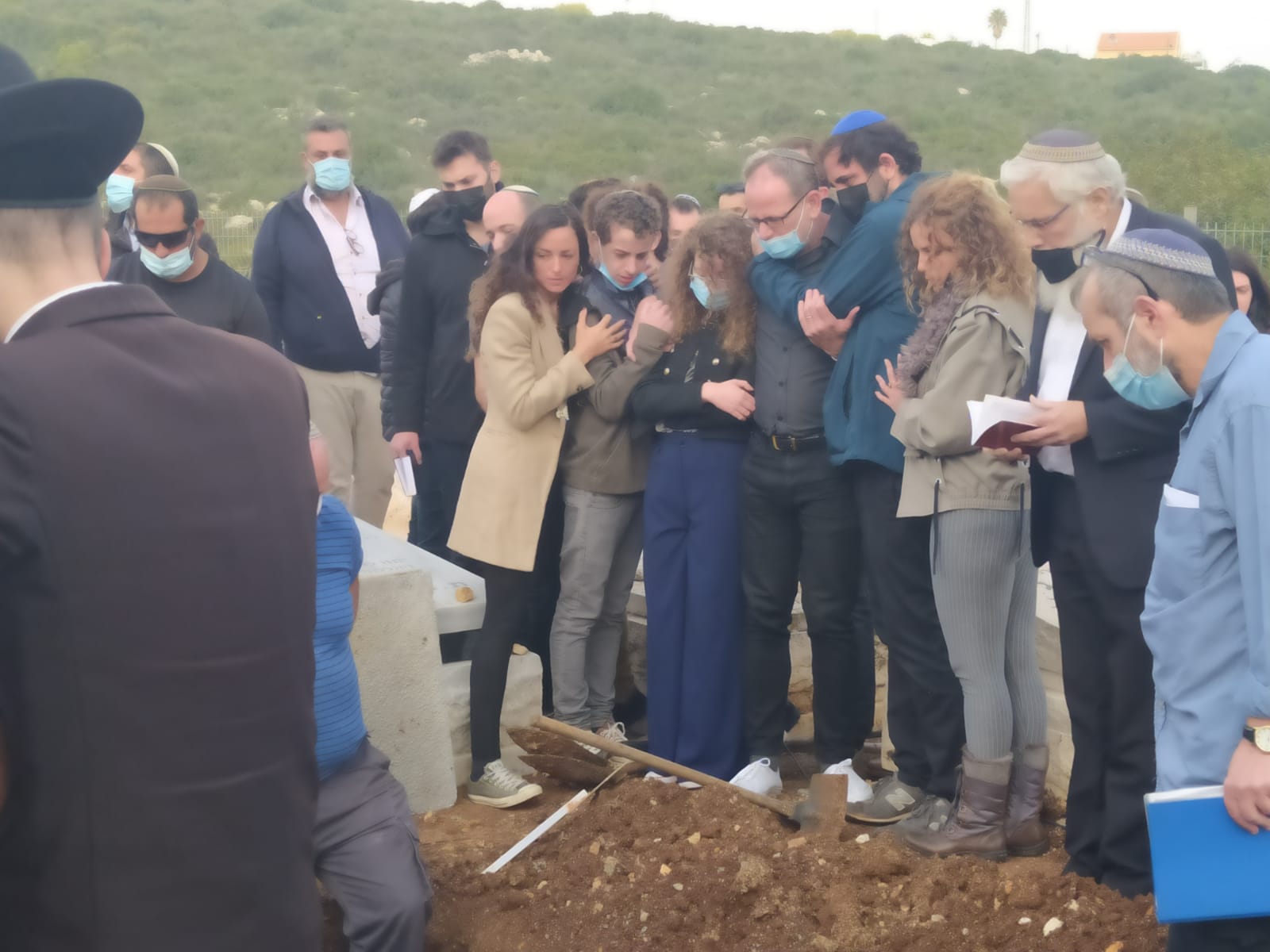 עם ישראל לא יישבר: צפו בהלוויית אסתר הורגן הי"ד