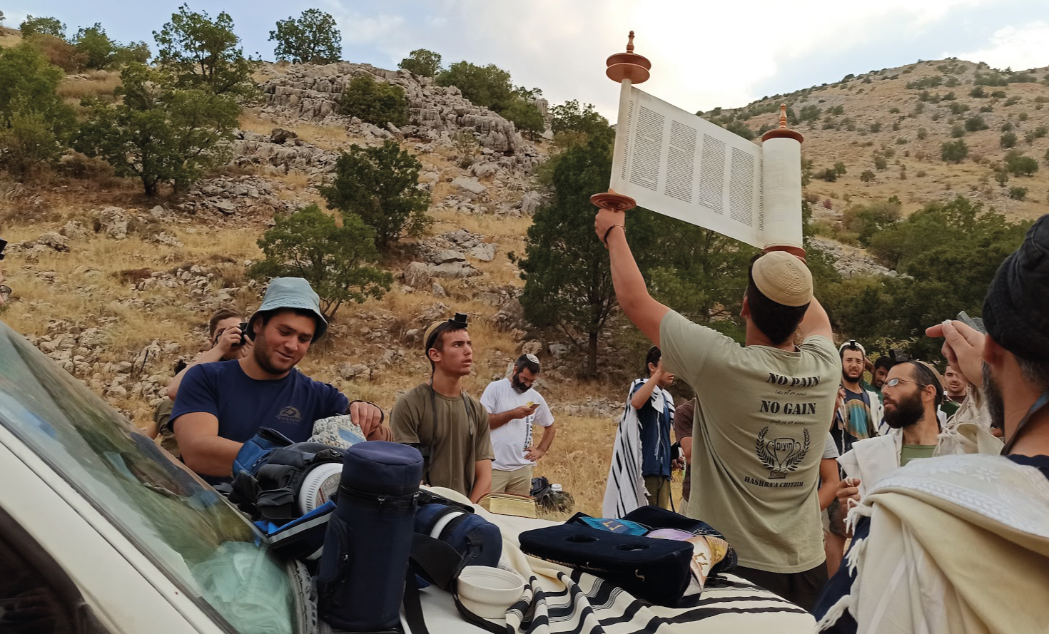 ישיבה כפרית חיצים: פורצים דרך, אחרת – בואו להכיר