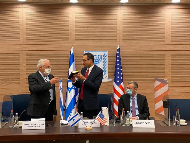 פרידמן: "העברת השגרירות הביאה לפיצוץ של שלום"