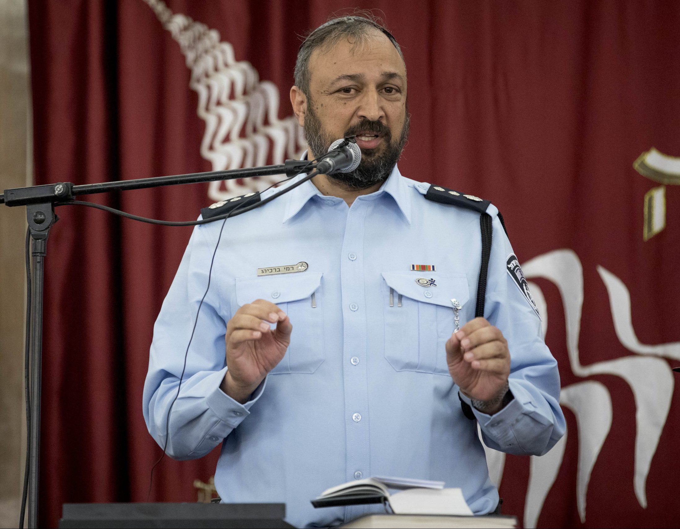 ברוך דיין האמת: נפטר אביו של הרב רמי ברכיהו