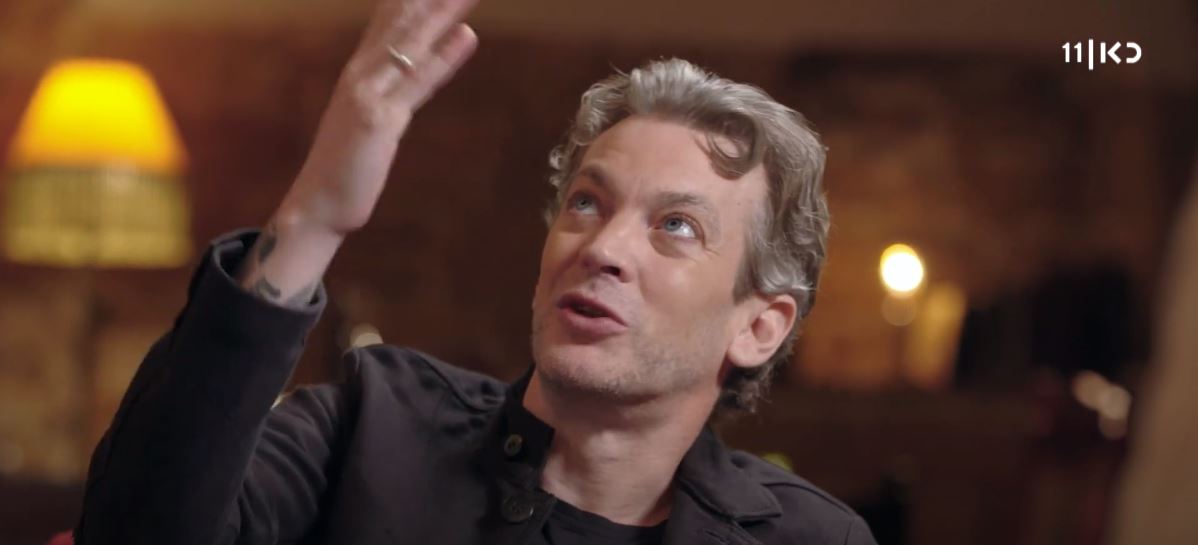שואף להרגיש את אלוהים? מוקי מדבר על האמונה שלו