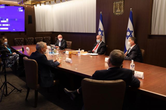 הדיון של נתניהו עם בכירי משרד הבריאות