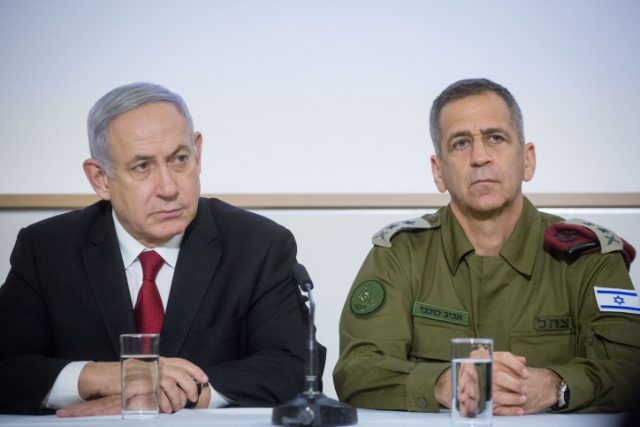 "לא מבין למה לא גיבה אותו". נתניהו וכוכבי