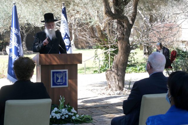 נשיא המדינה קיבל לידיו את מגילת האחדות