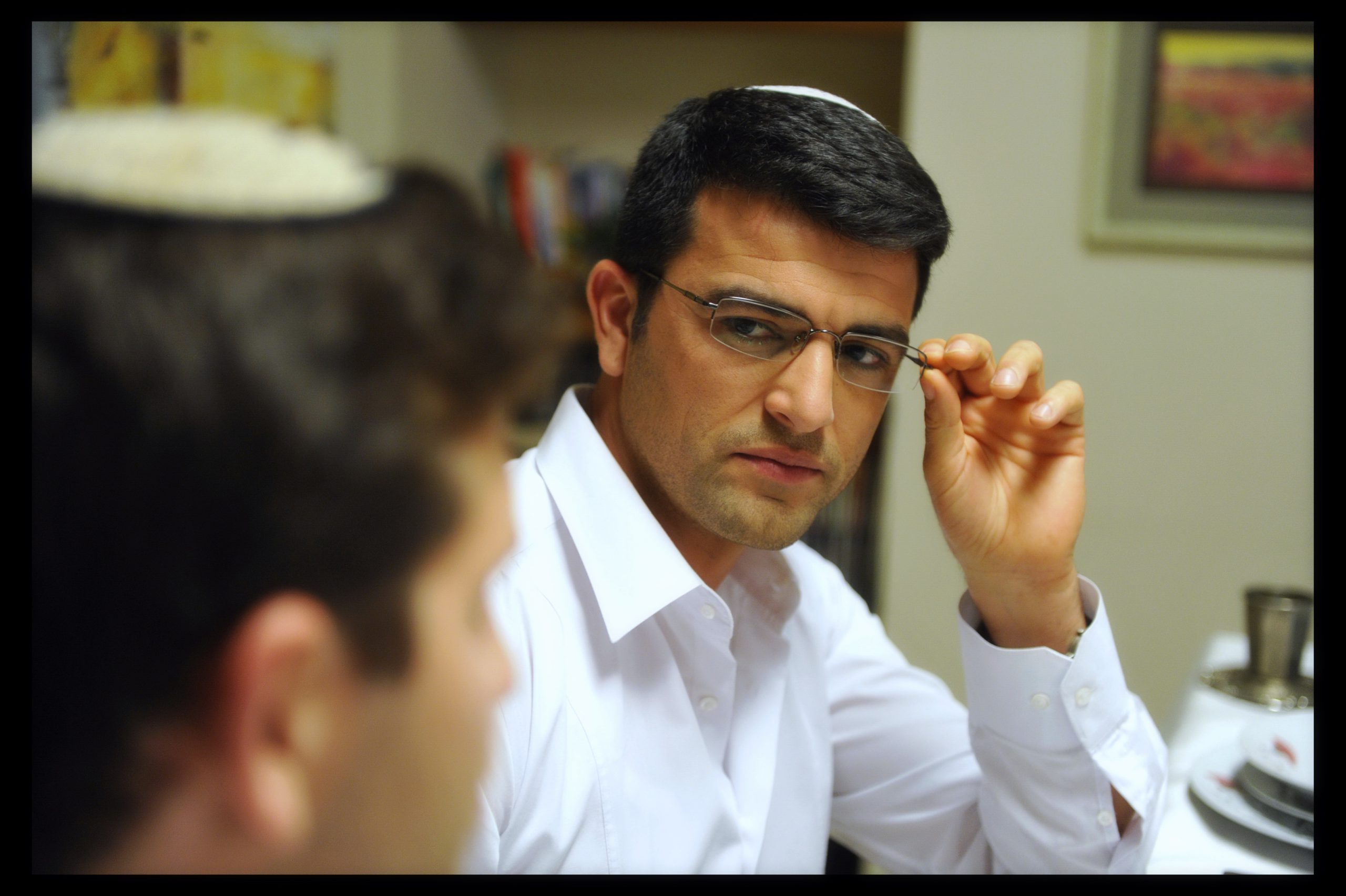 "הרבה זמן חיכינו לך": עמוס תמם חובק בן ראשון